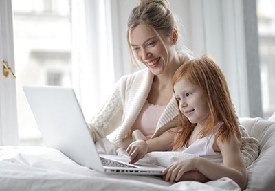 woman-using-laptop